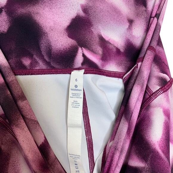 Lululemon‎ Purple Tie-Dye Wunder Under High Rise Pants SZ 6 - Picture 3 of 10